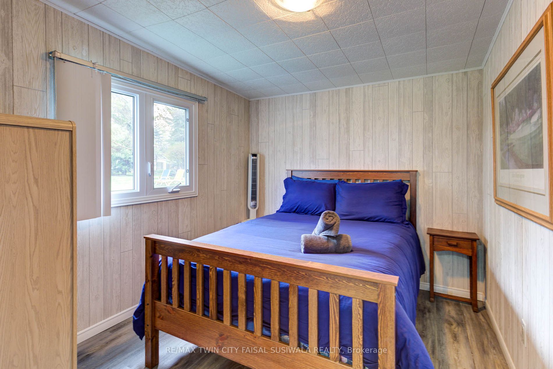 310 River Rd E