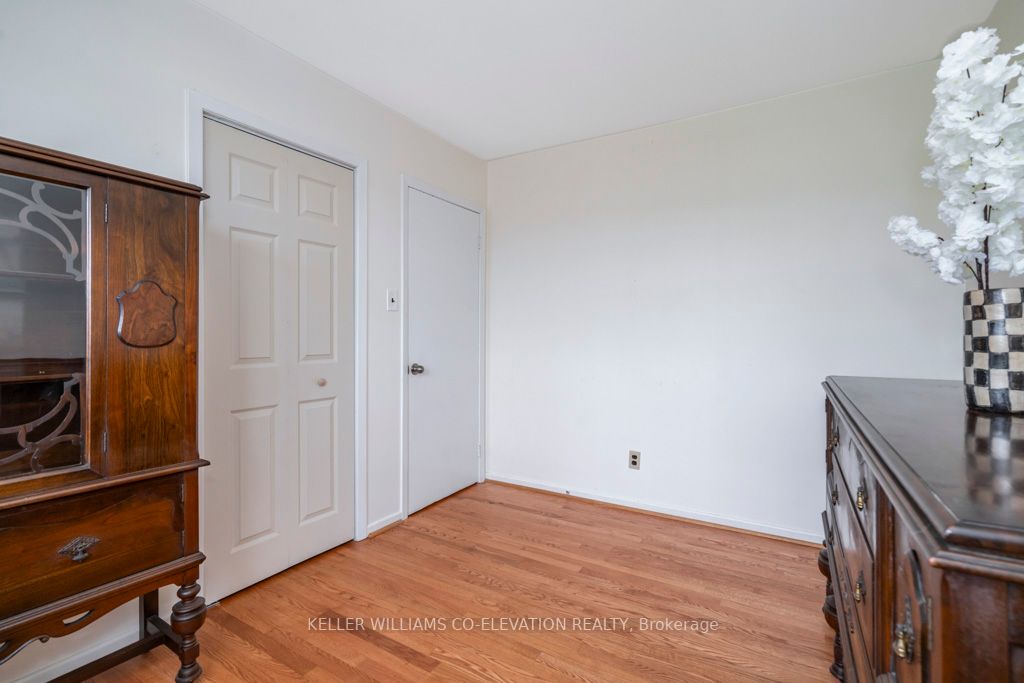 1146 Harbourview Dr