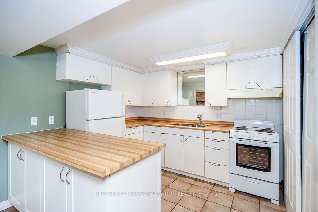 1146 Harbourview Dr