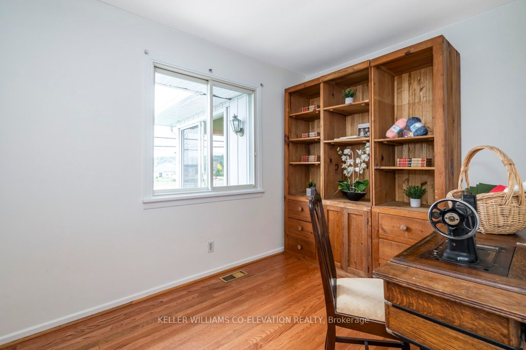 1146 Harbourview Dr