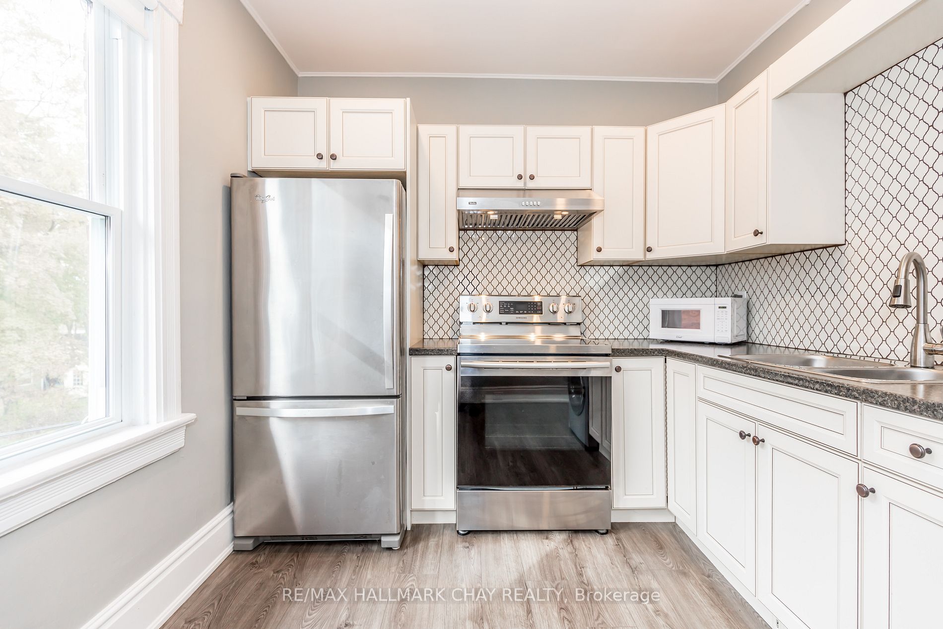 123 Burton Ave, #2