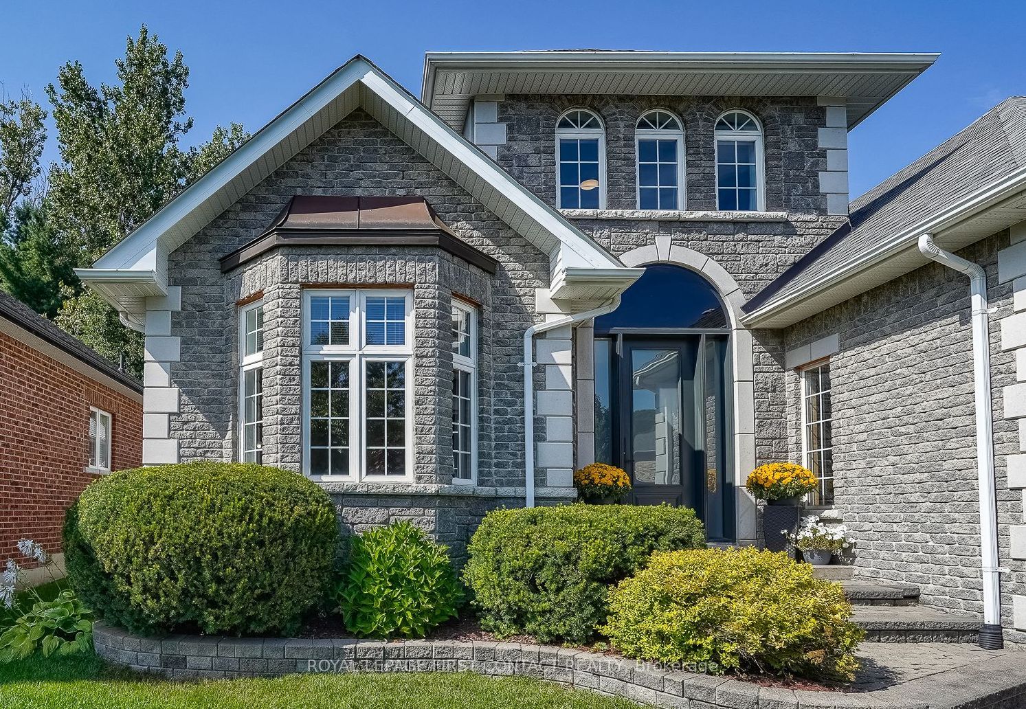 112 Cumming Dr