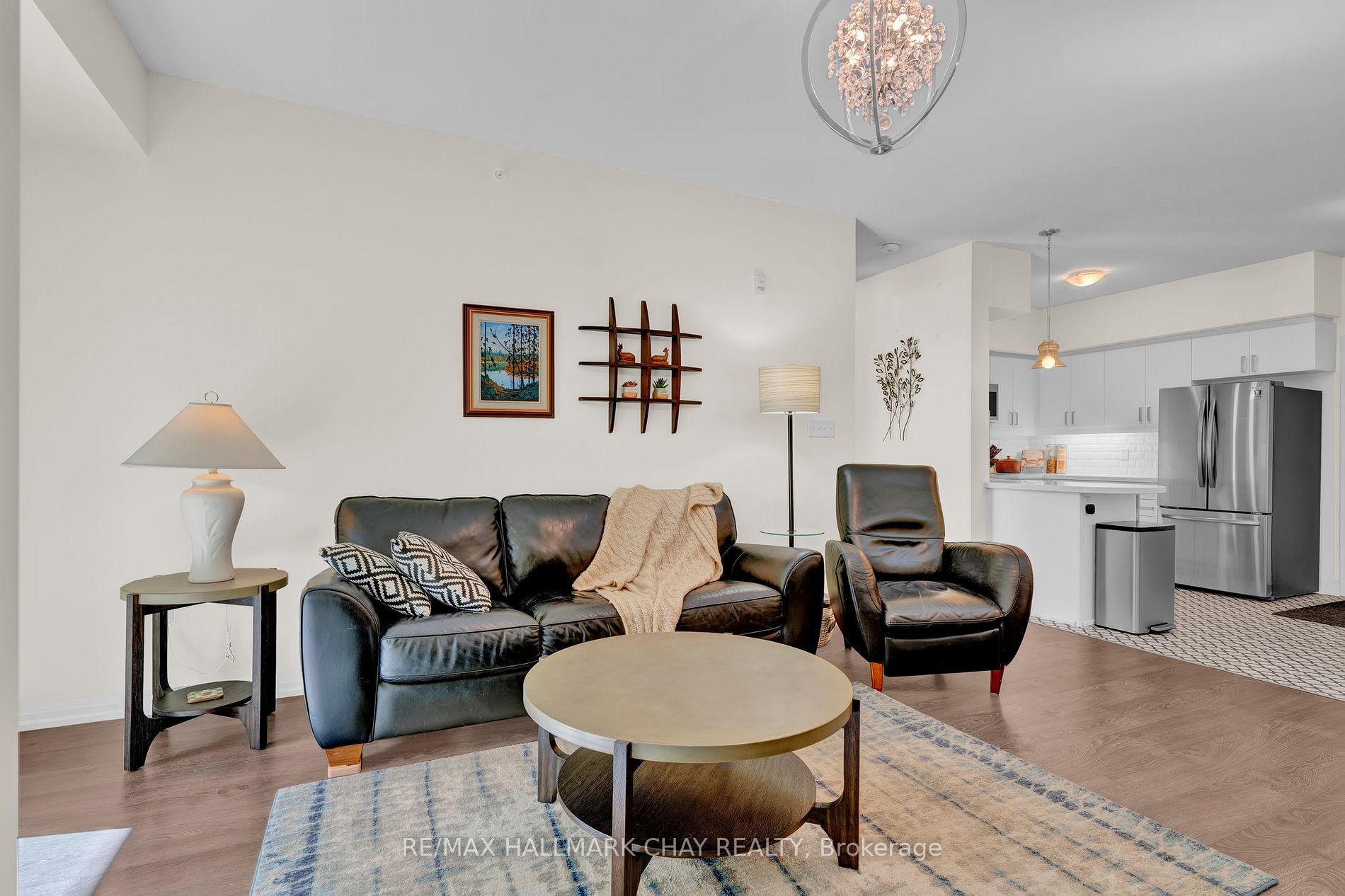 304 Essa Rd, #310