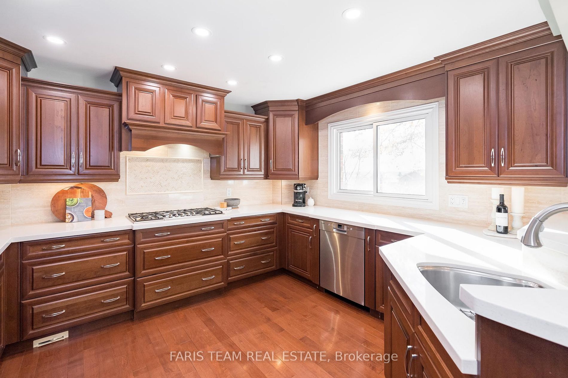 163 Fox Run