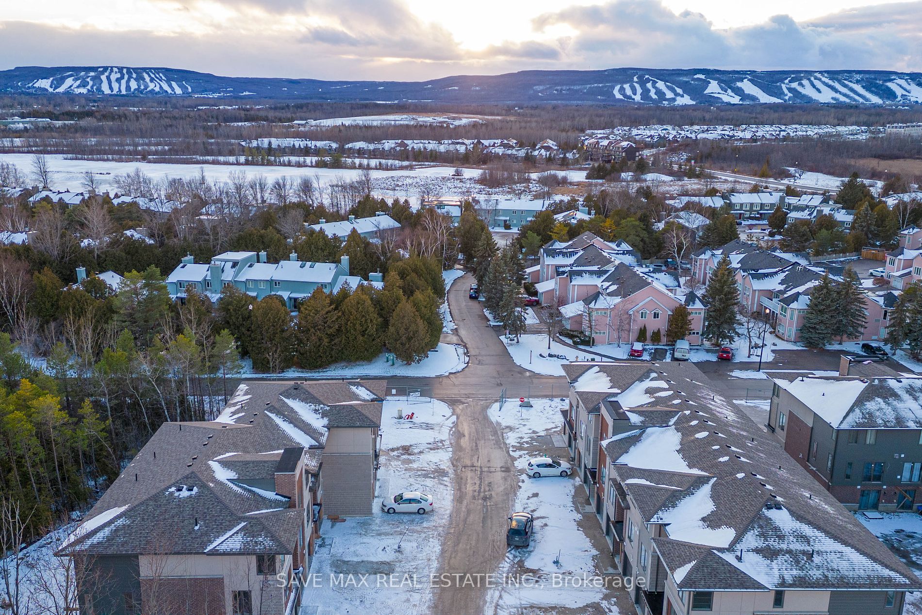 75 Winters Cres, #33