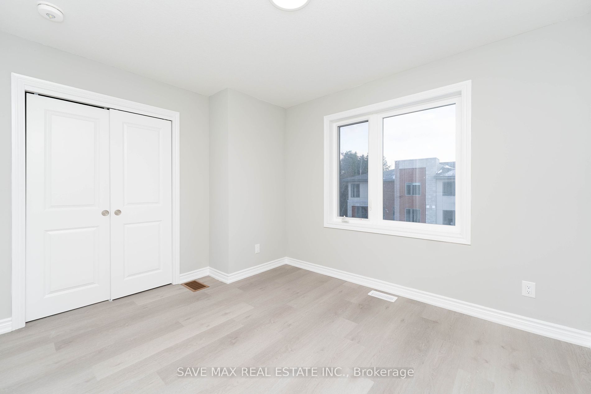 75 Winters Cres, #33