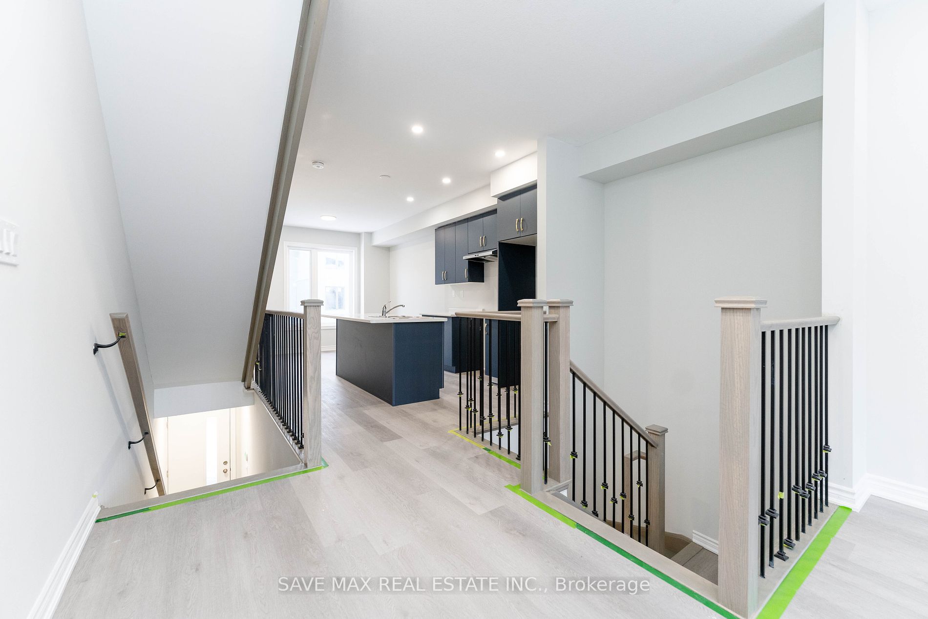 75 Winters Cres, #33