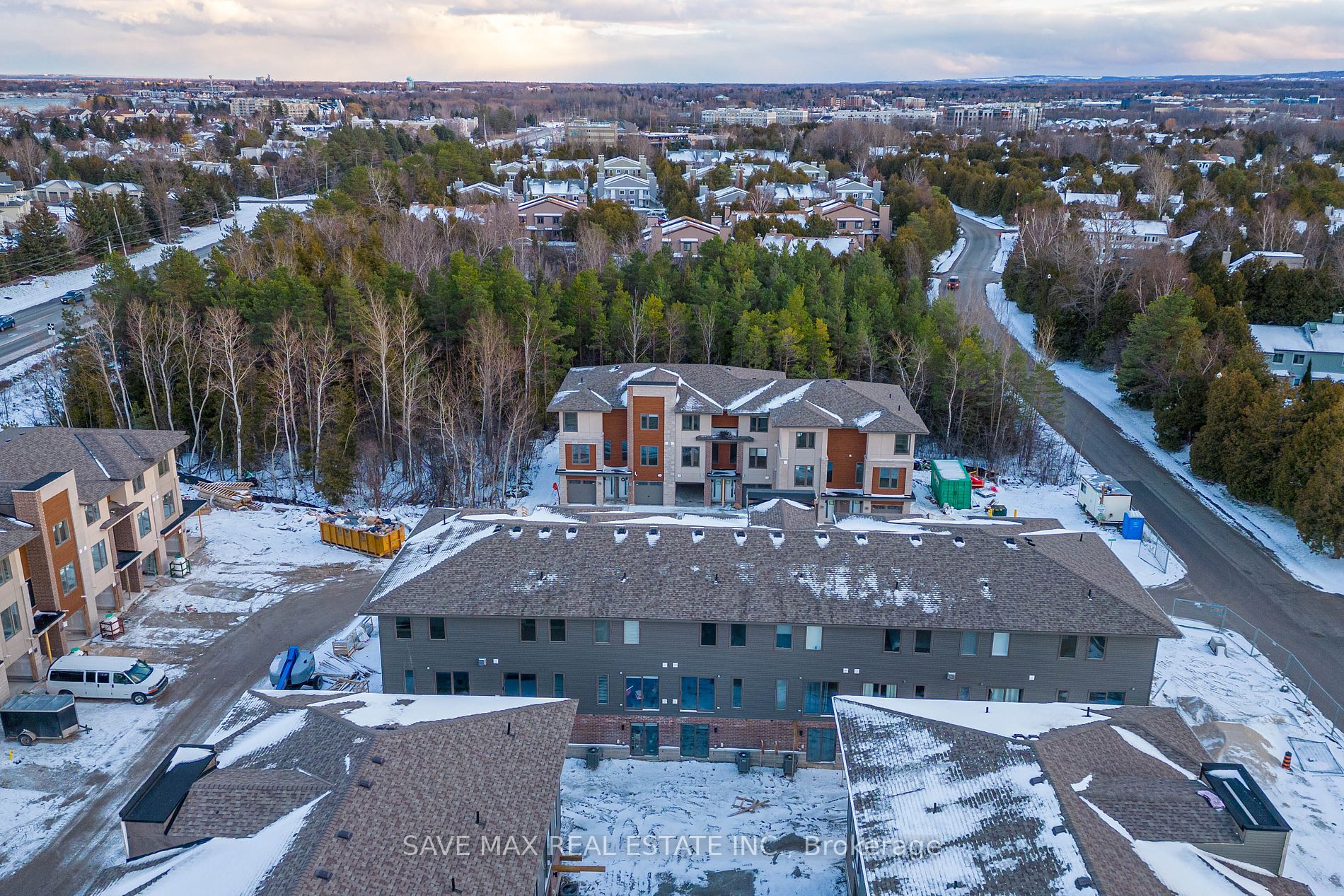 75 Winters Cres, #33