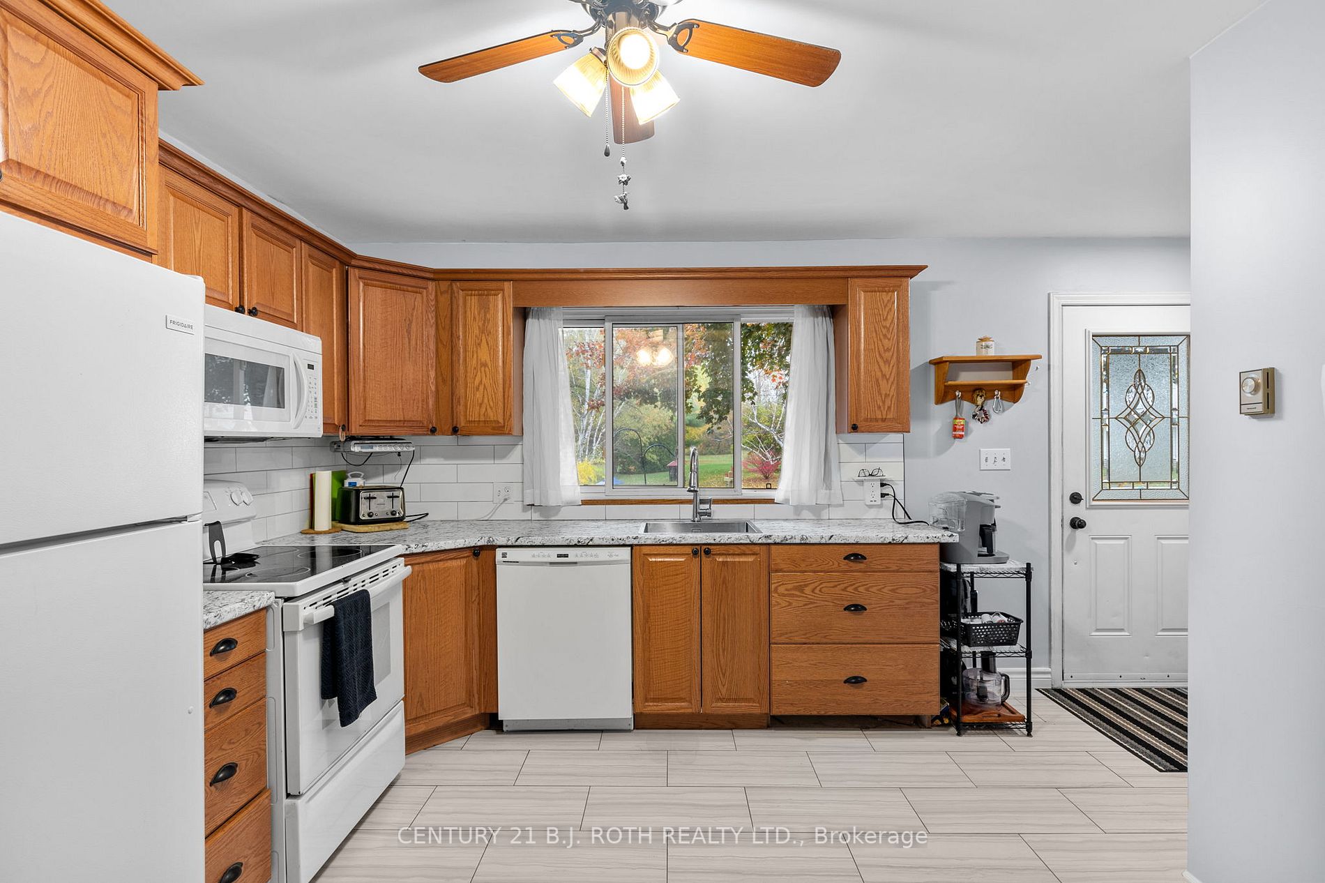 216 Dominion Dr