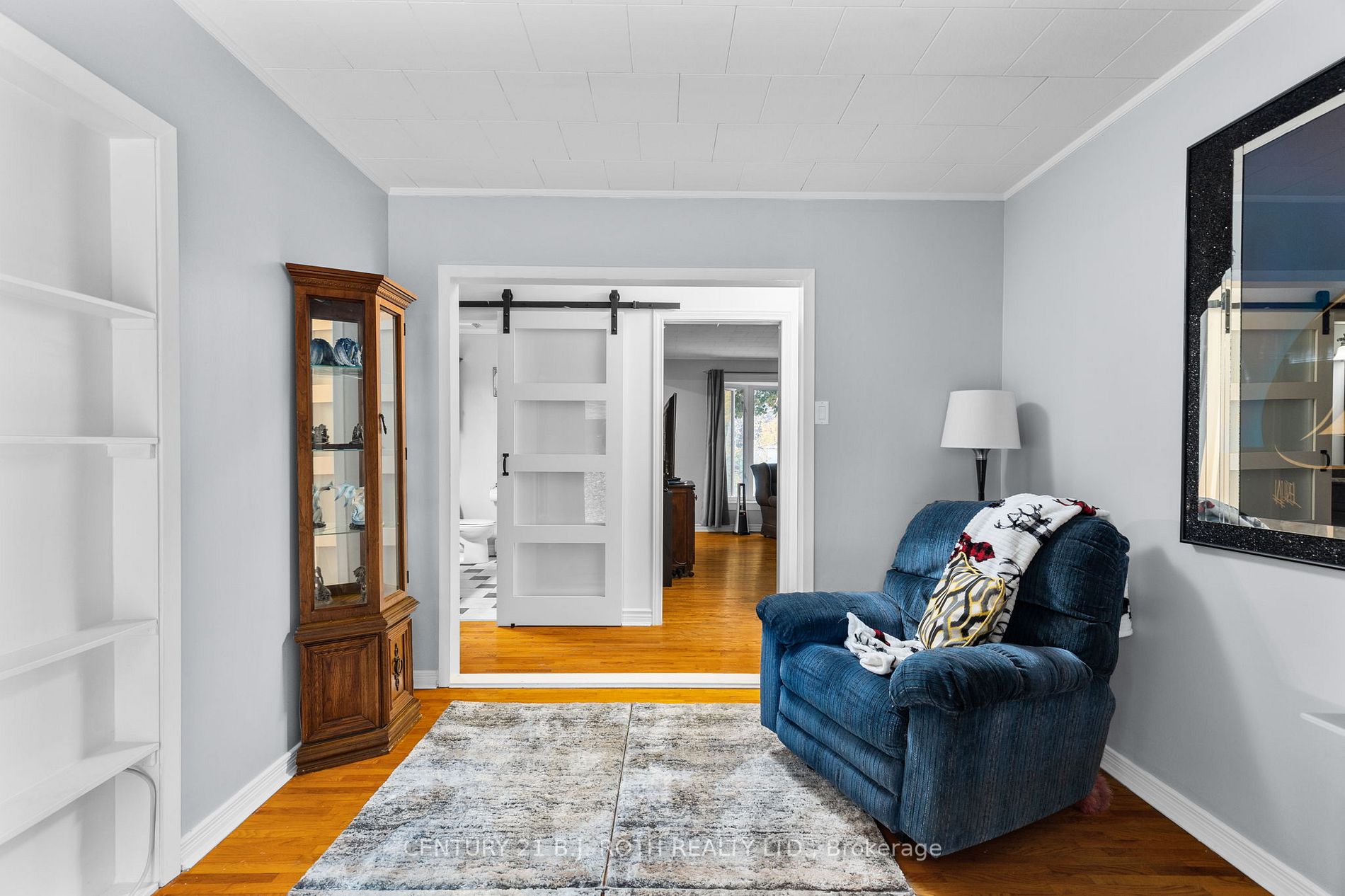 216 Dominion Dr