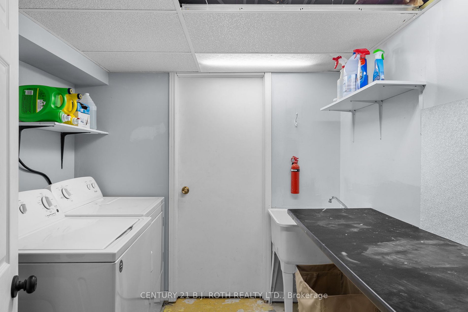 216 Dominion Dr