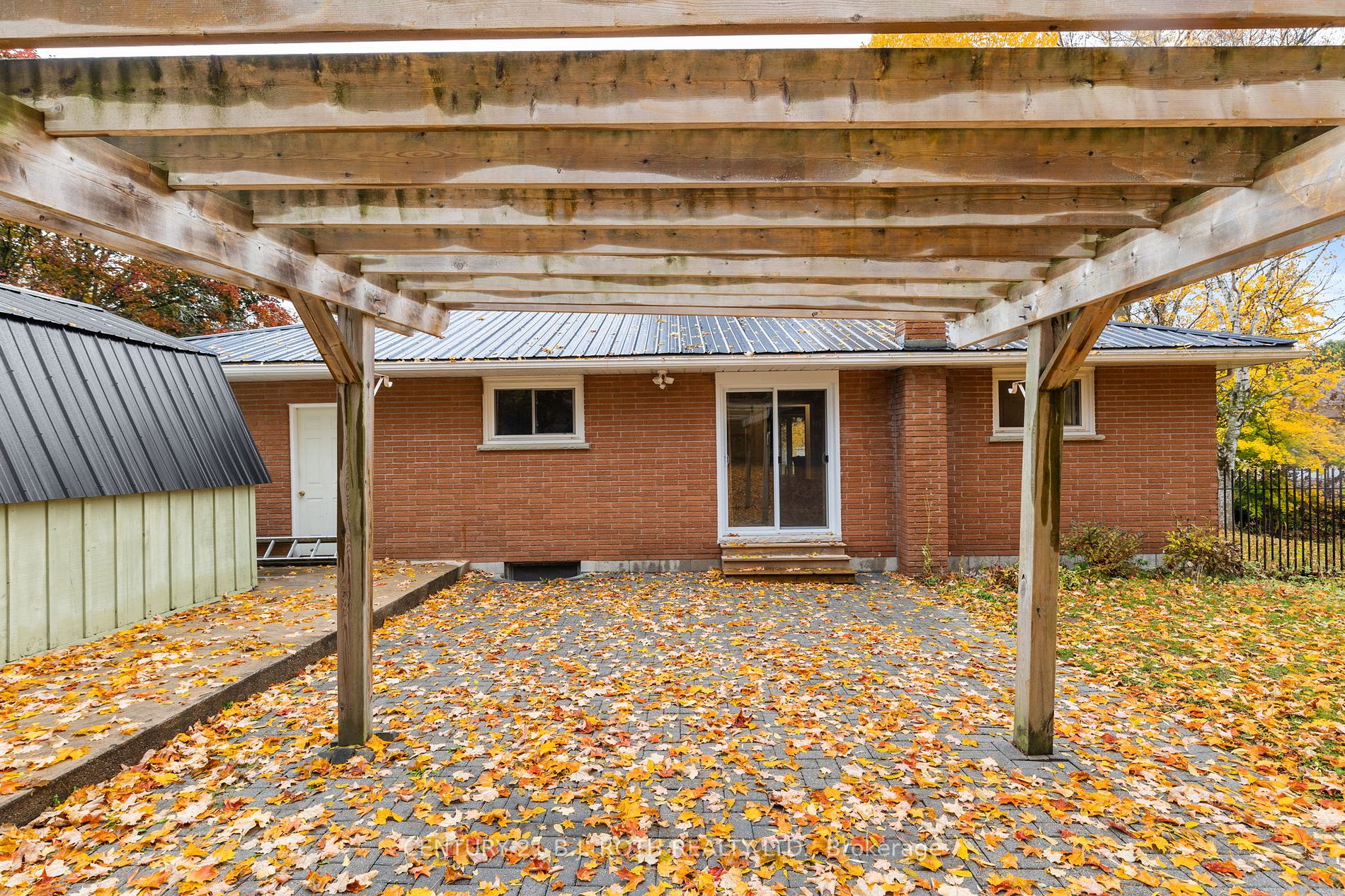216 Dominion Dr