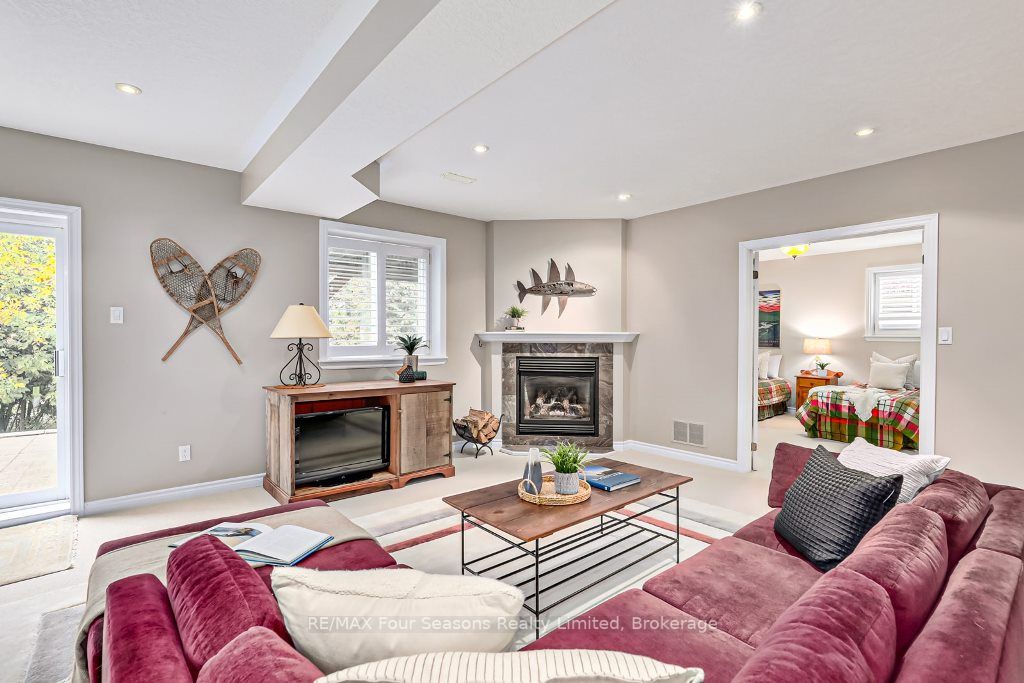 15 Westwind Dr, #50