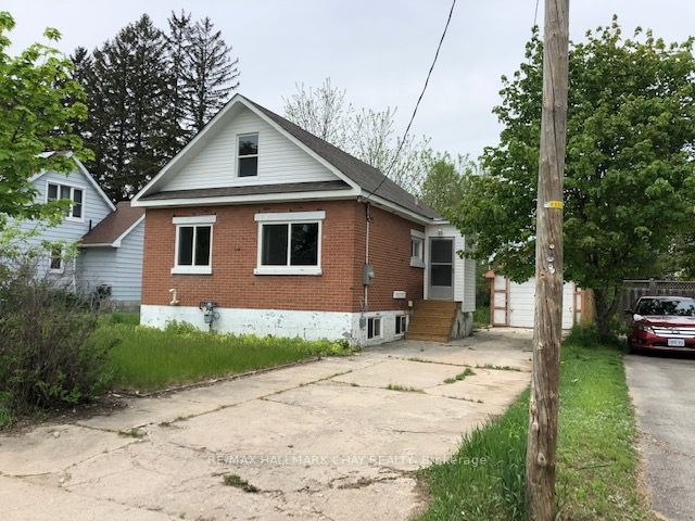 12 Dufferin St, #1, 2, C