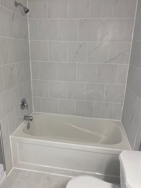 12 Dufferin St, #1, 2, C