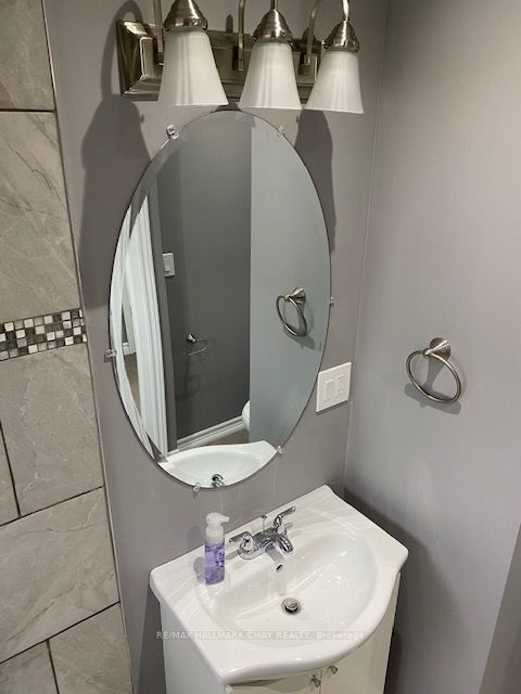12 Dufferin St, #1, 2, C