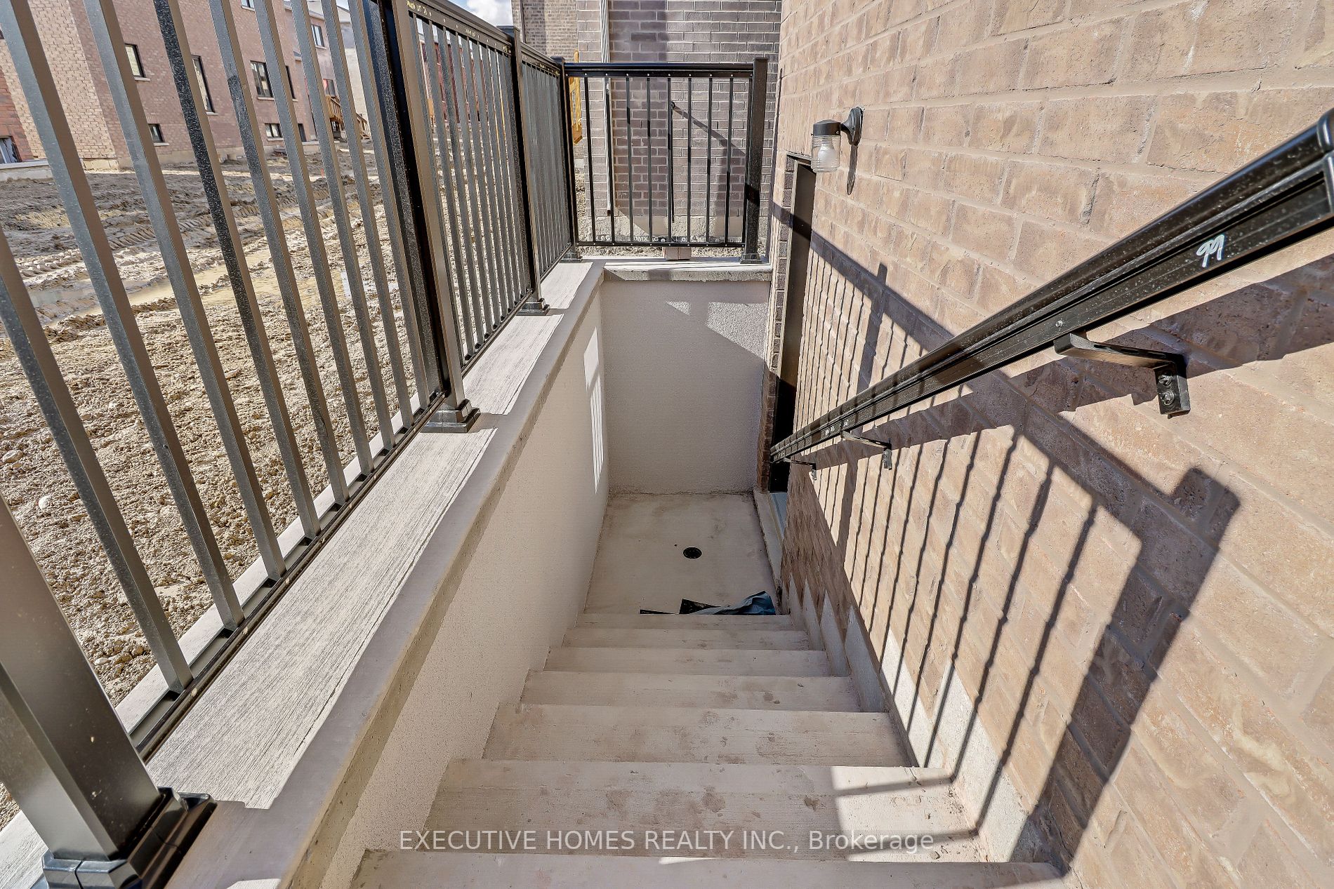 248 Warden St