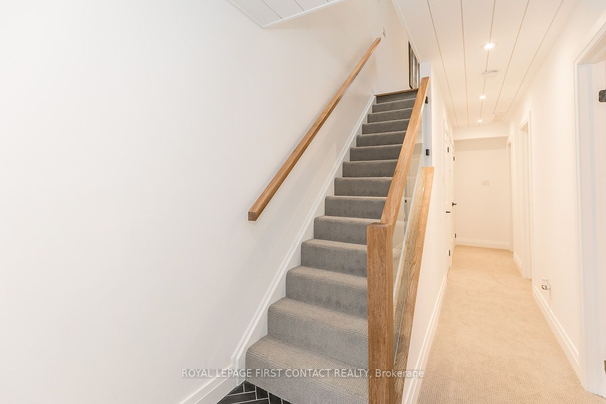 5 Harbour St E, #5