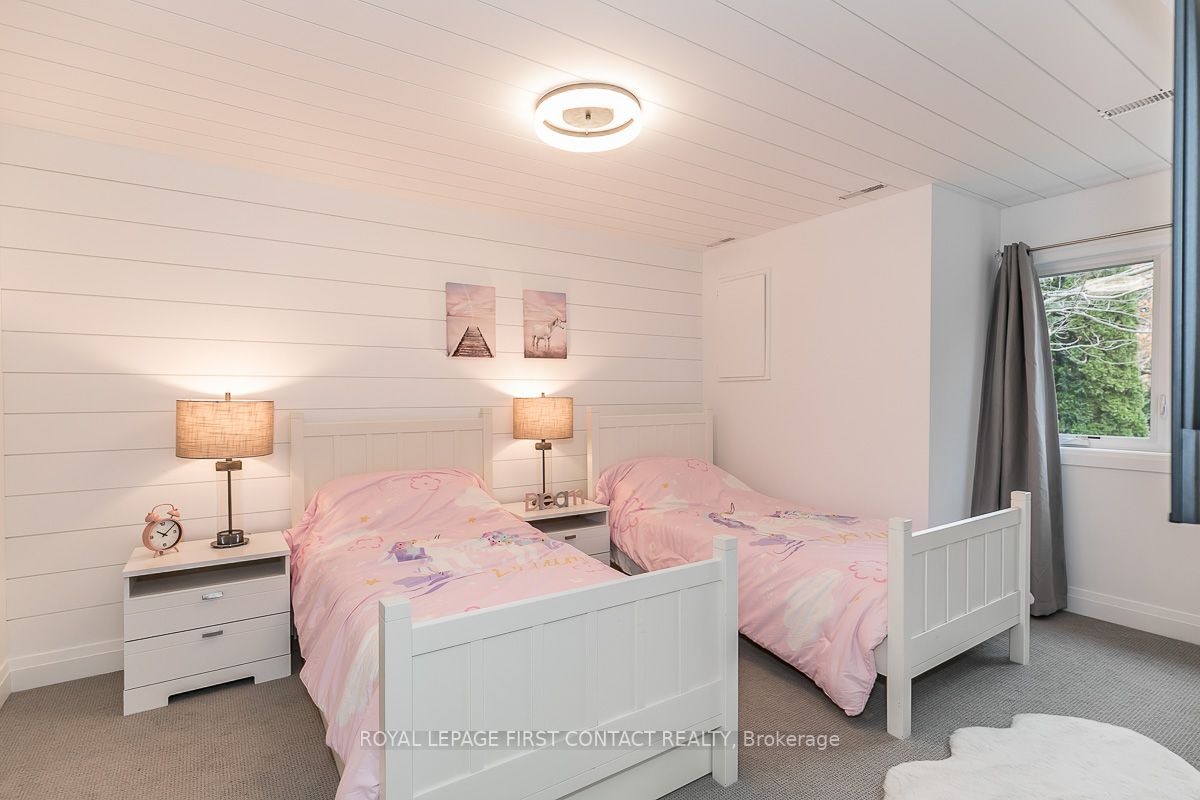 5 Harbour St E, #5