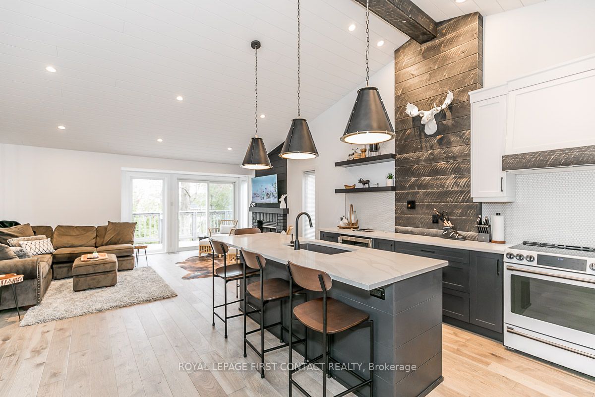 5 Harbour St E, #5