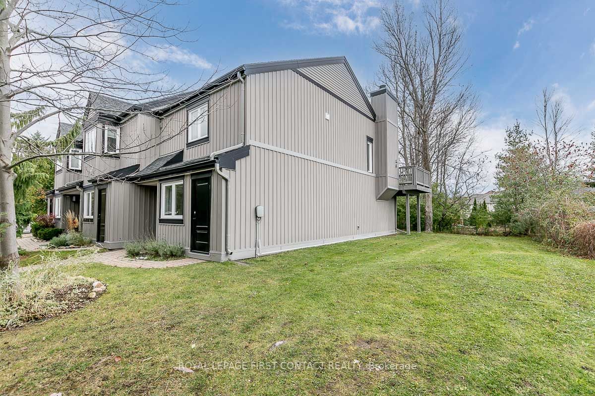 5 Harbour St E, #5