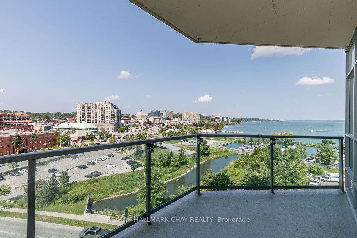 6 Toronto St, #801