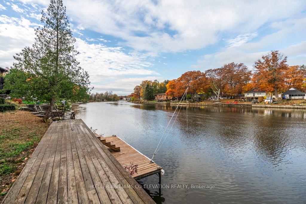 2028 River Rd W