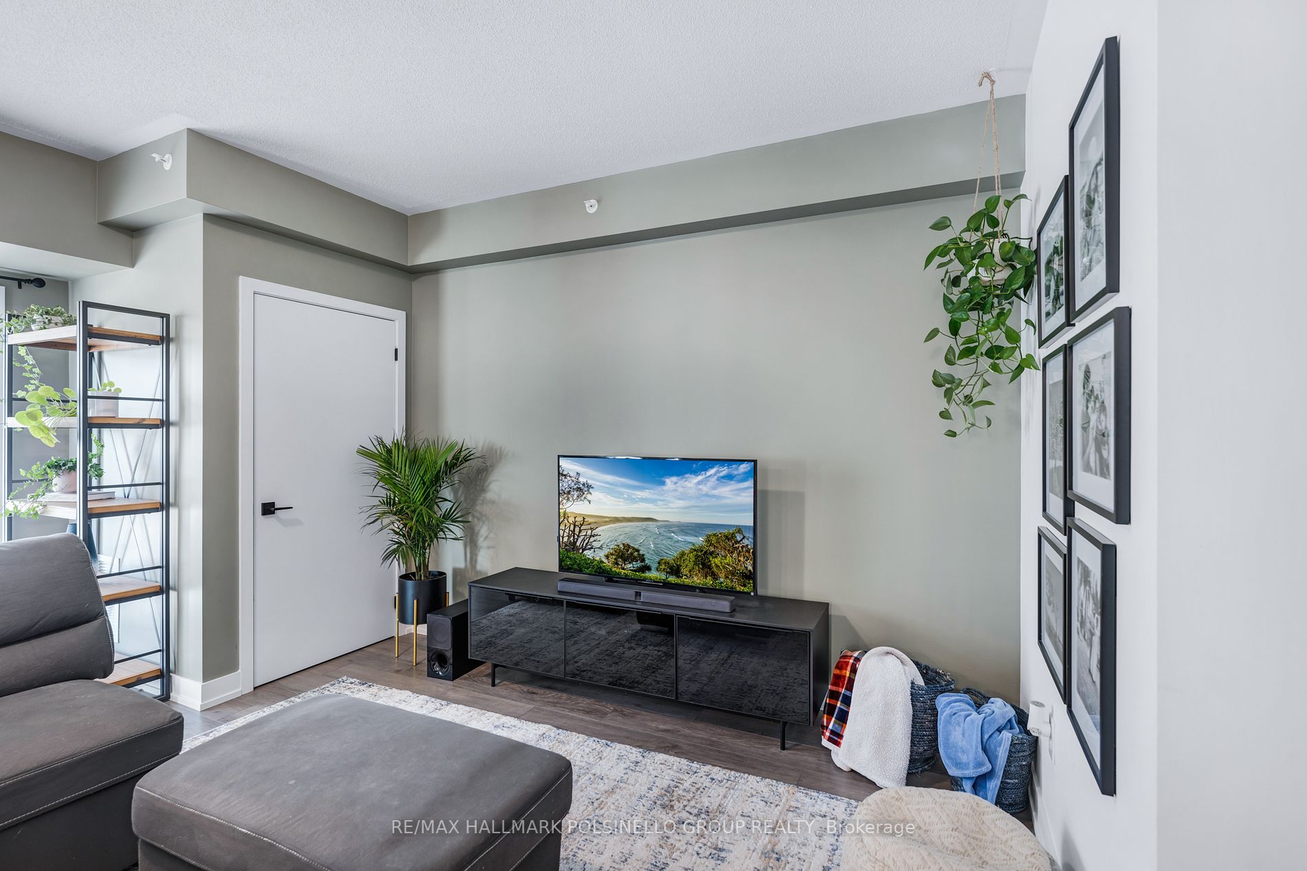 10 Culinary Lane, #212