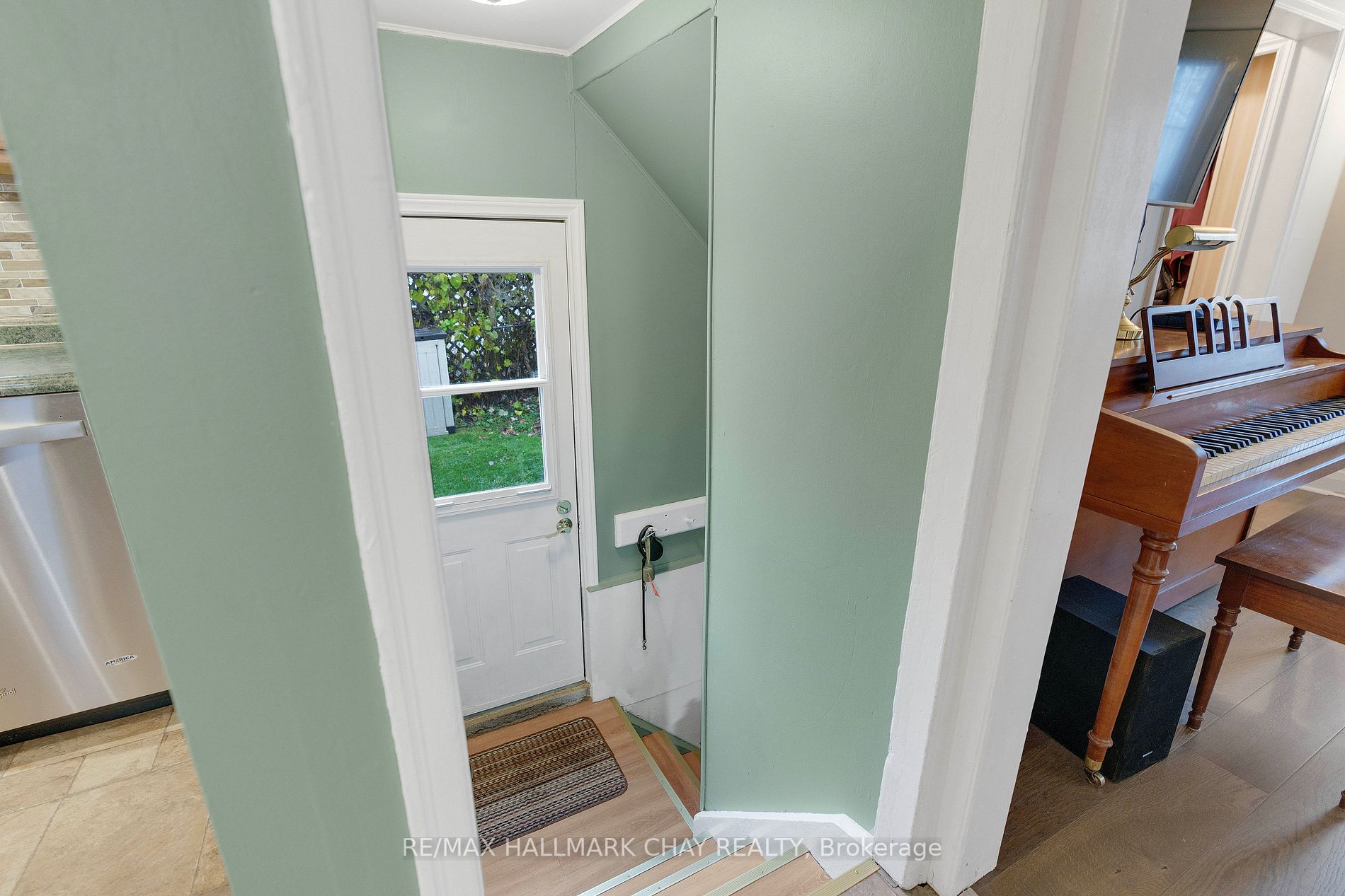 137 Powley St
