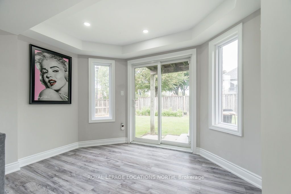 1 Timberland Cres
