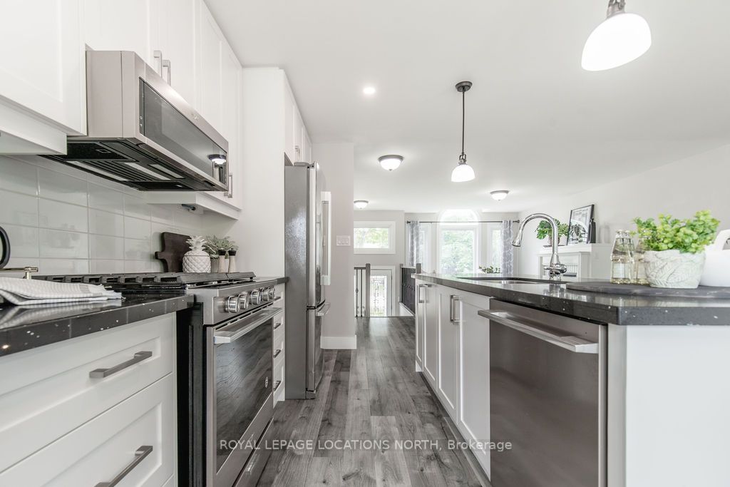 1 Timberland Cres