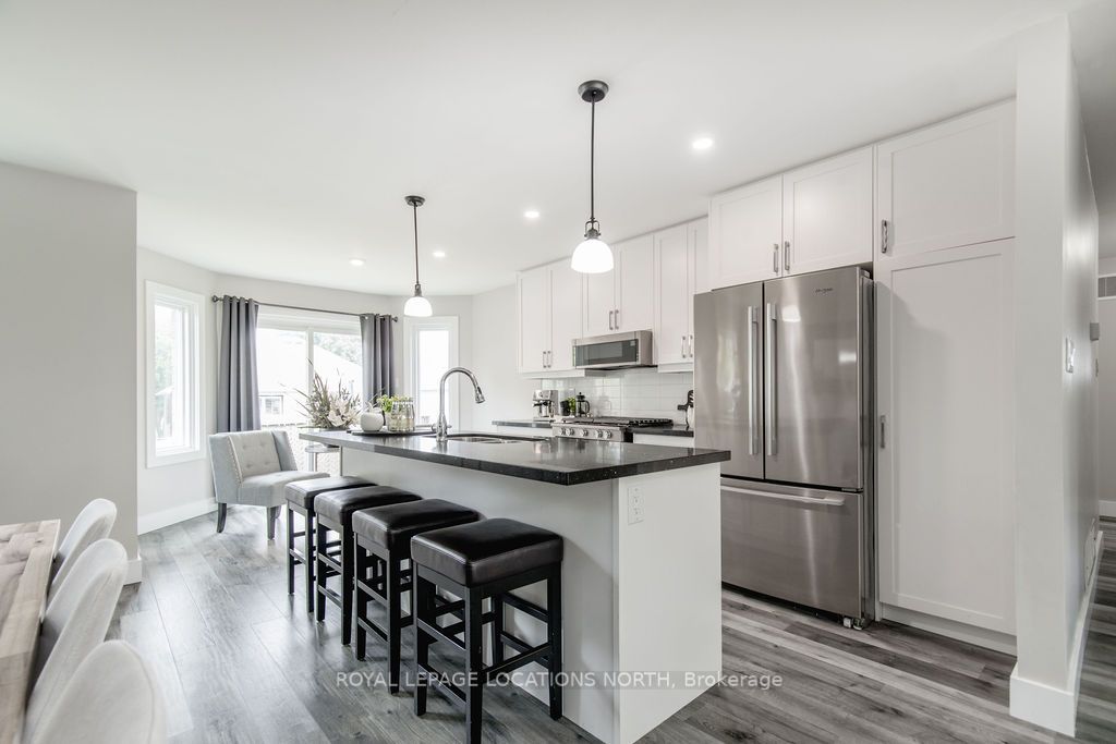 1 Timberland Cres