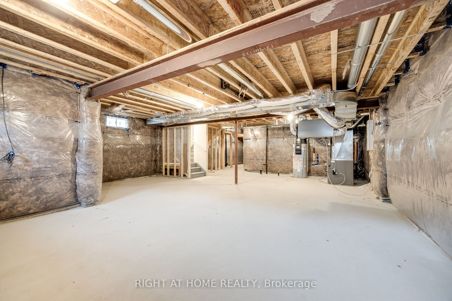 10 Ludlow Dr