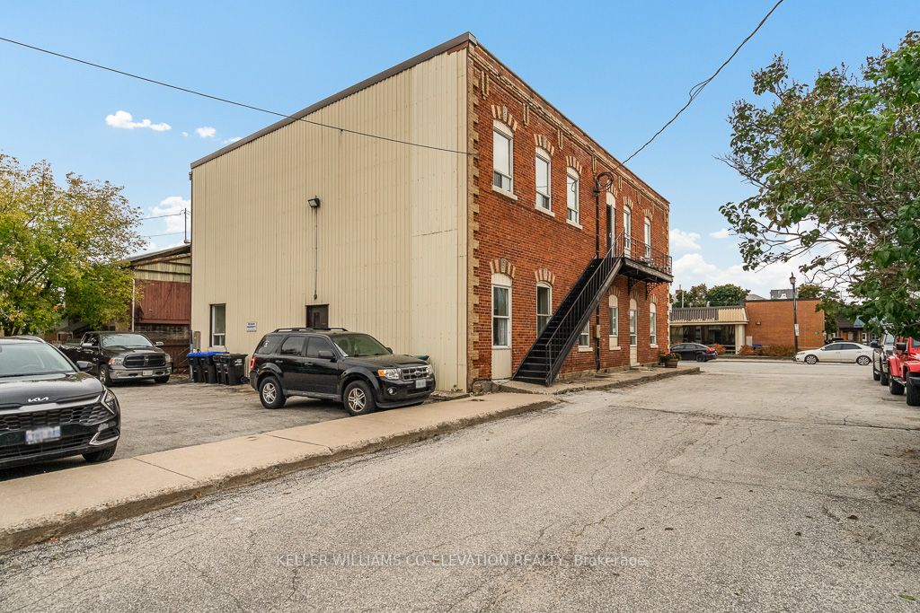 7308 Main St
