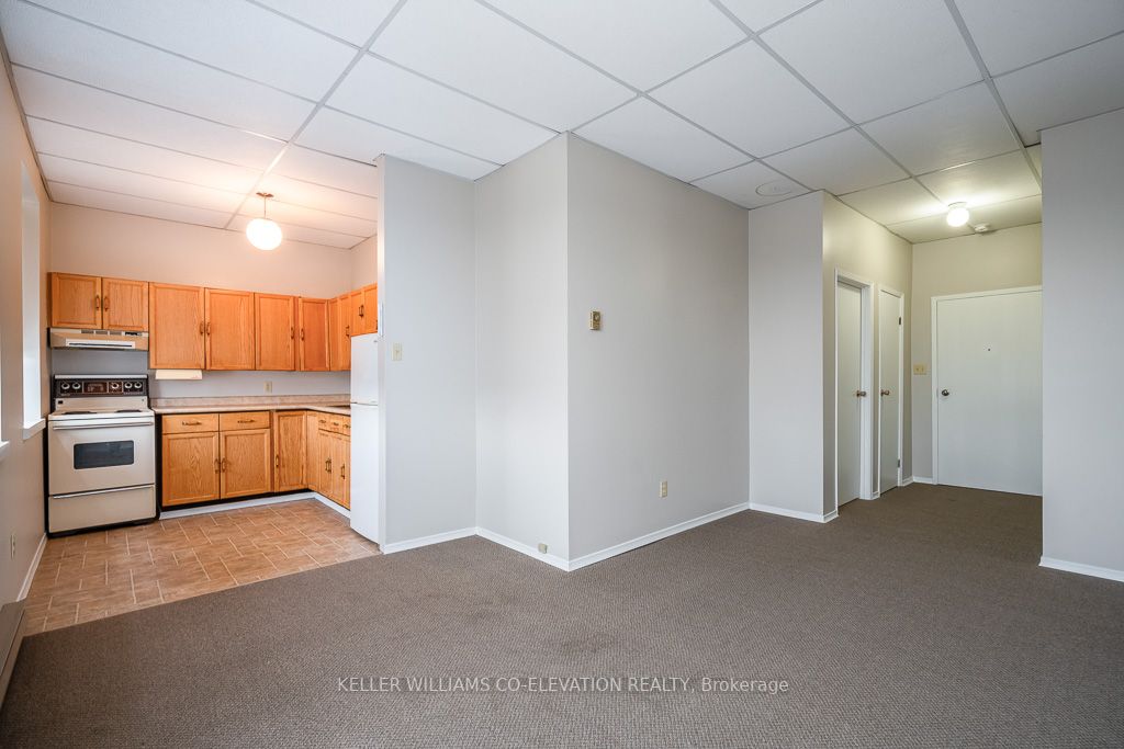 7308 Main St