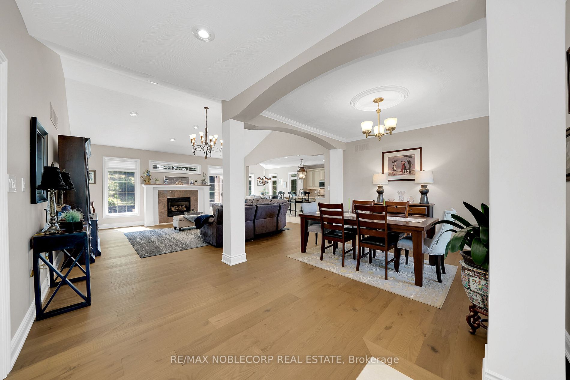 48 Glenhuron Drive