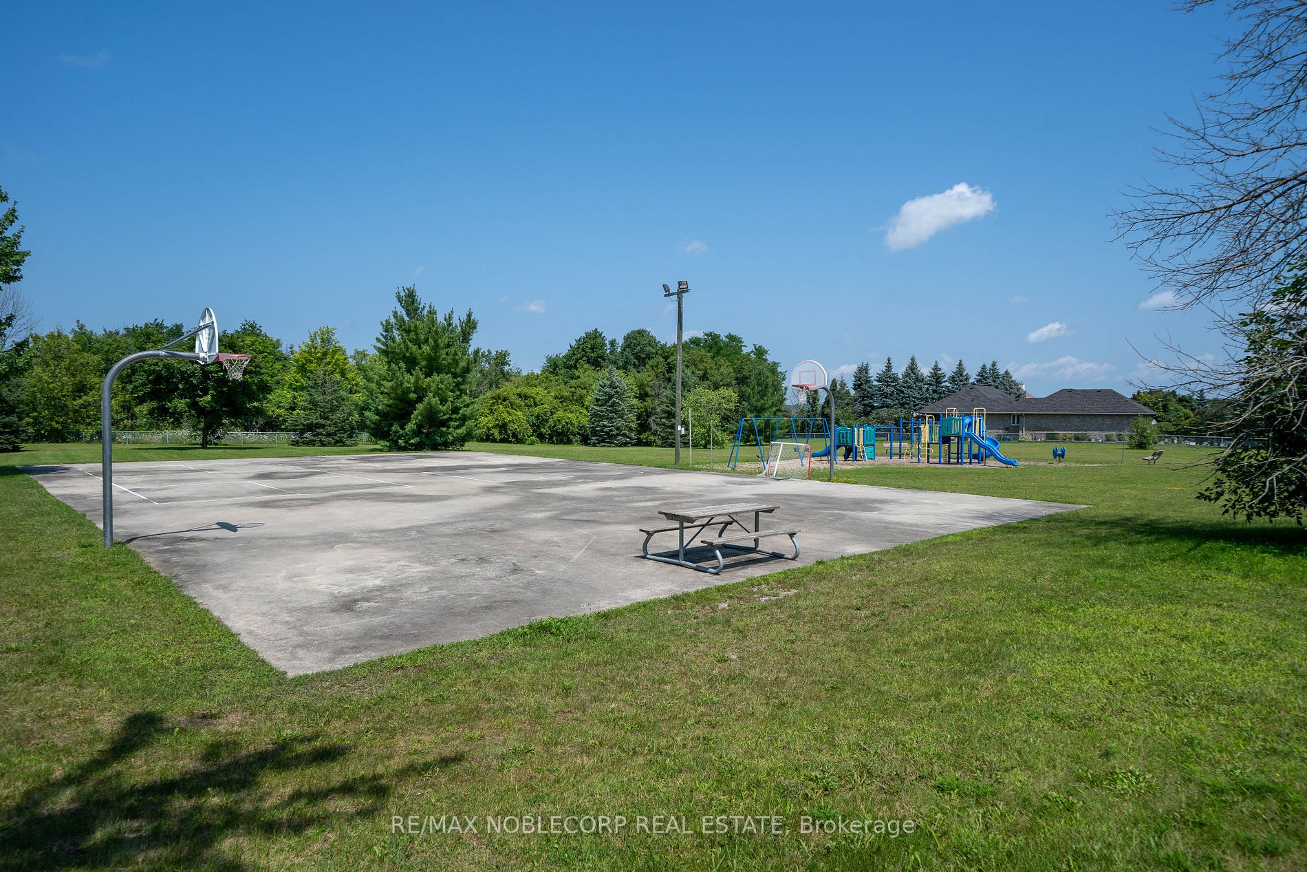 48 Glenhuron Drive