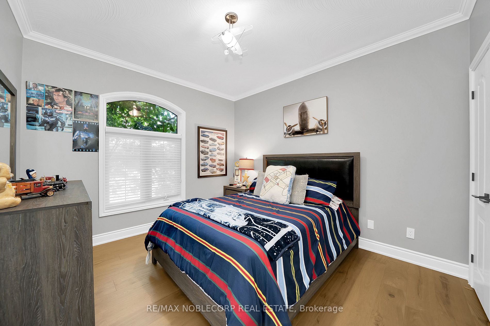 48 Glenhuron Drive