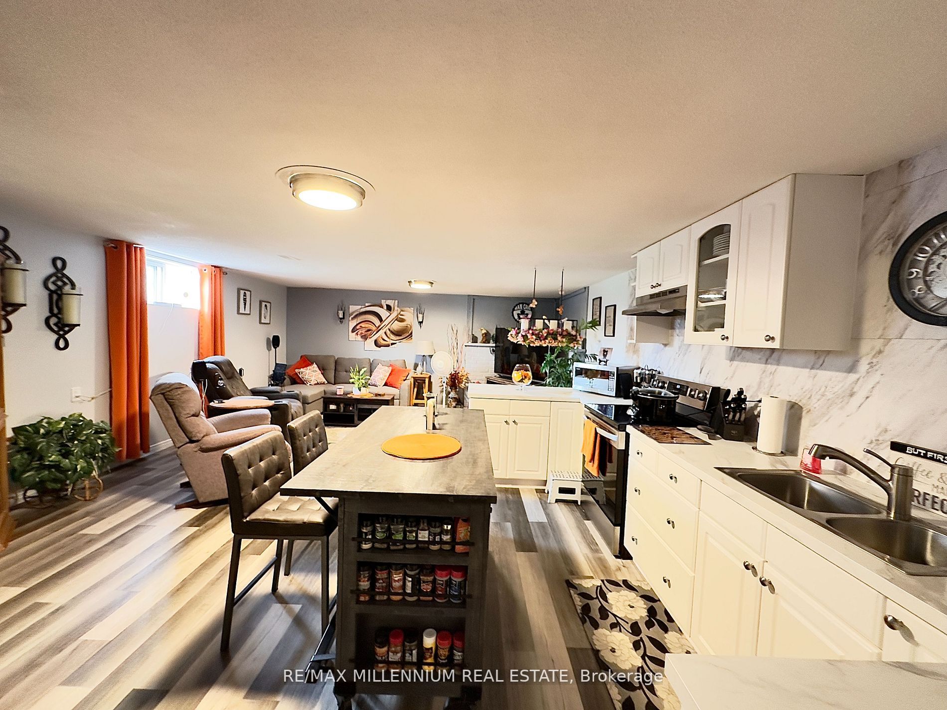 10 Jamieson Cres