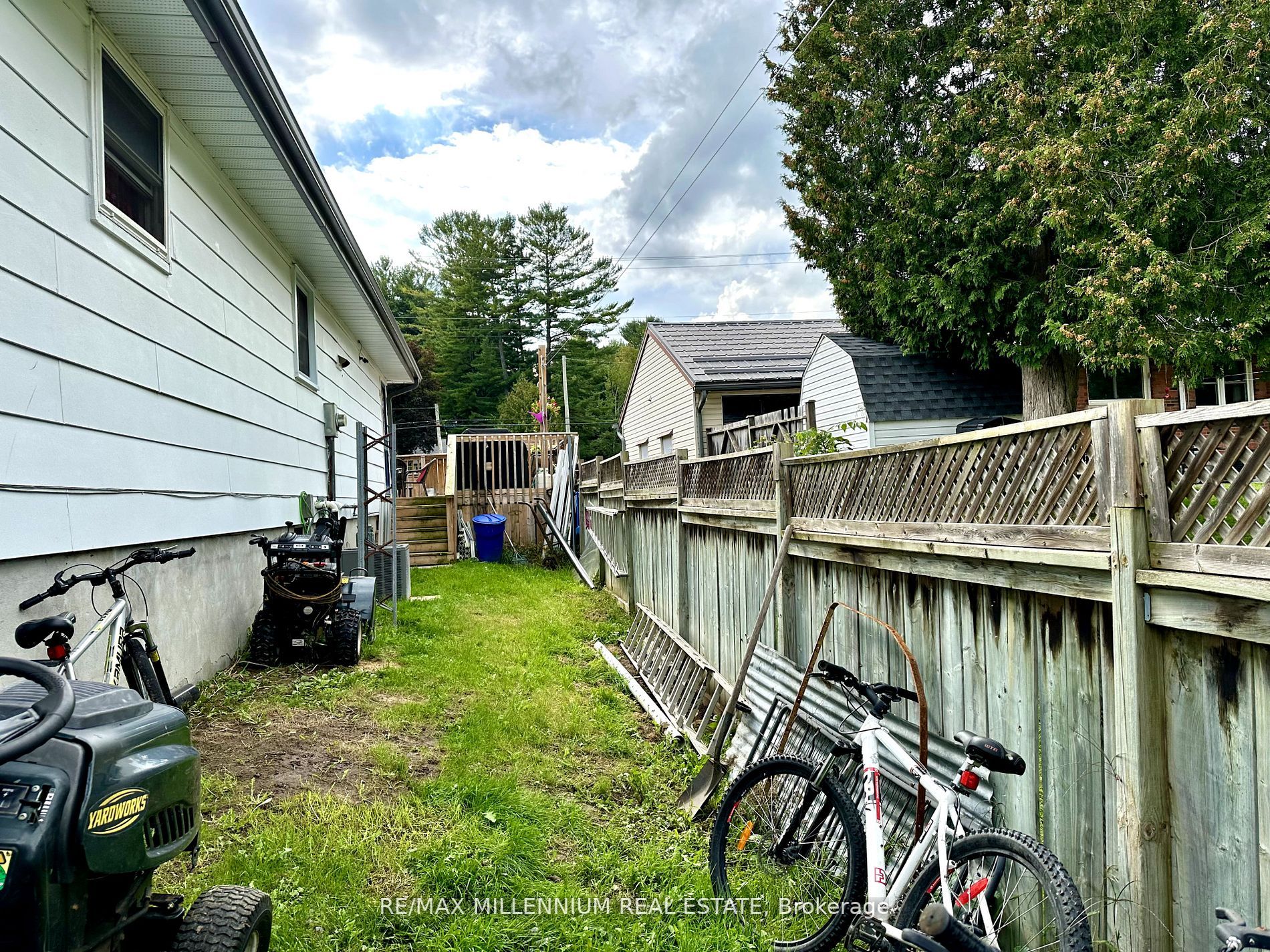 10 Jamieson Cres