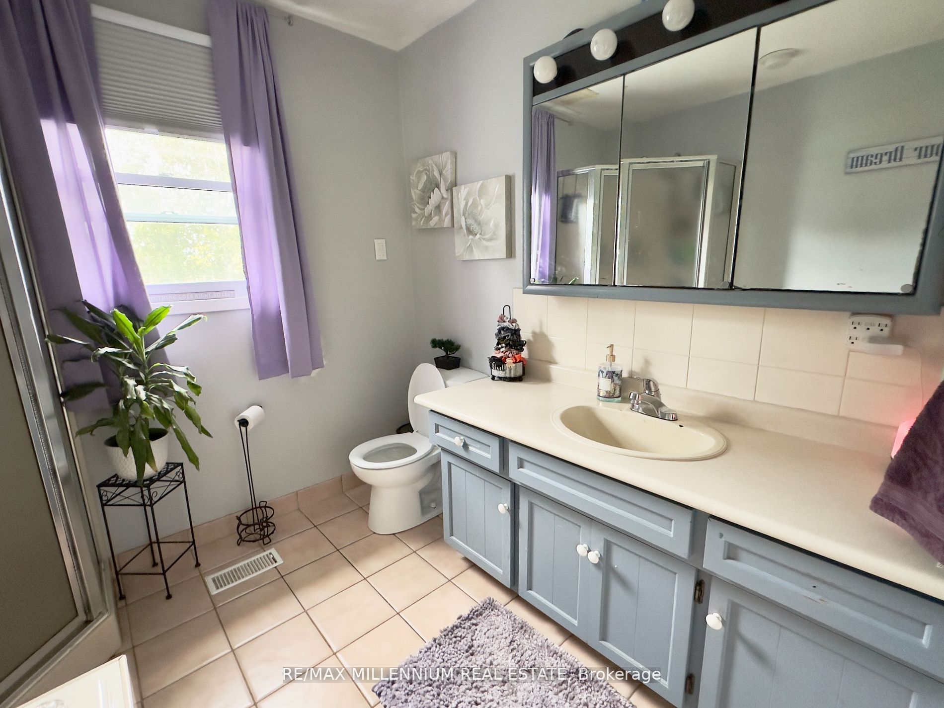 10 Jamieson Cres