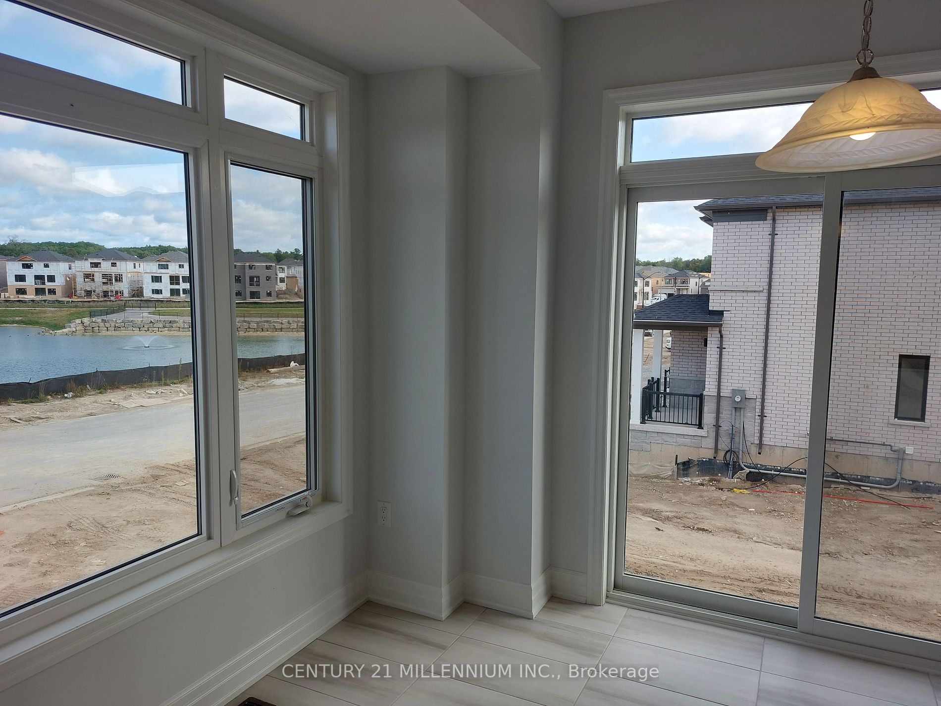 45 Federica Cres