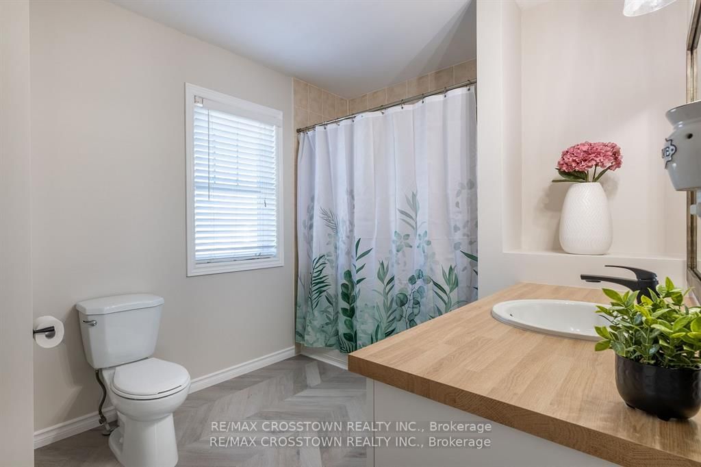 800 West Ridge Blvd W, #62