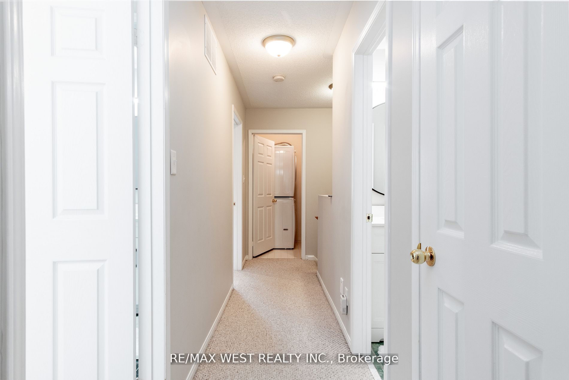 29 Sundial Crt, #15