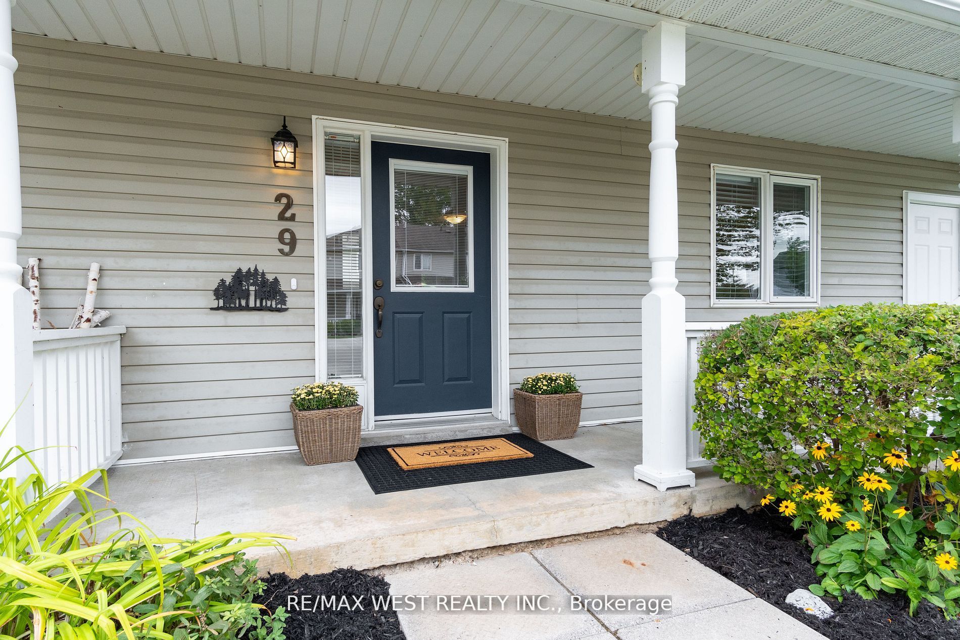 29 Sundial Crt, #15