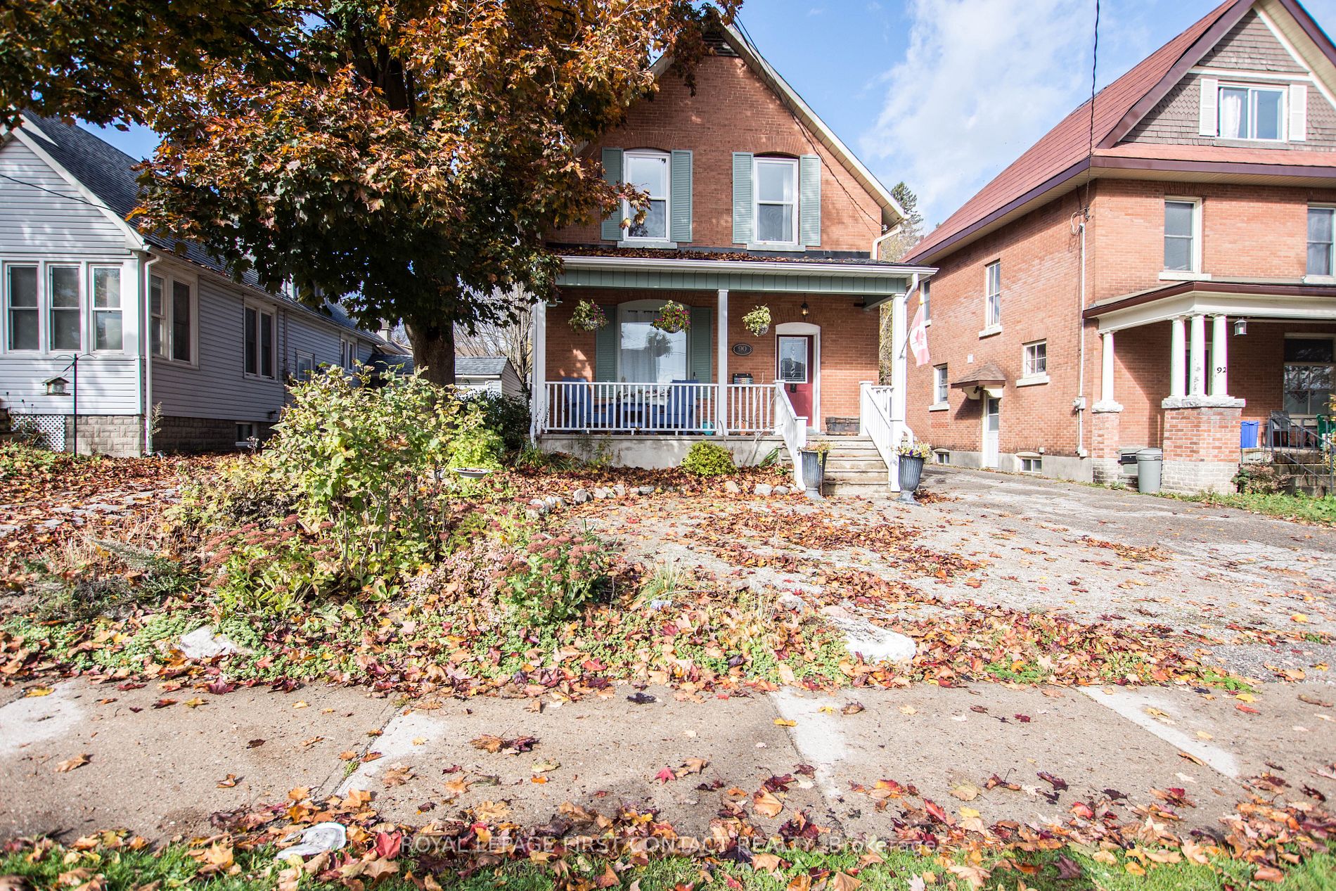 90 Neywash St