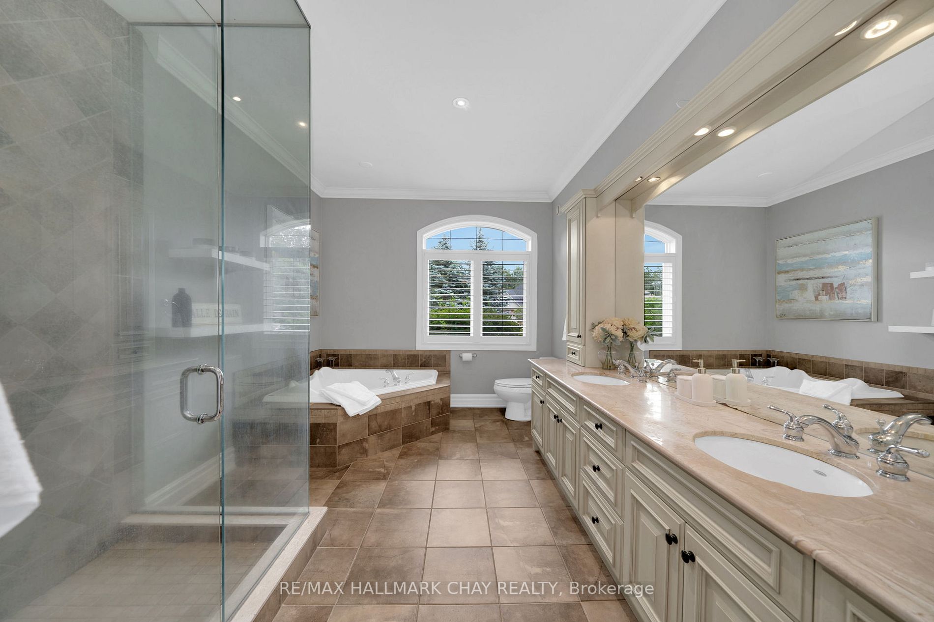 41 Lilac Lane
