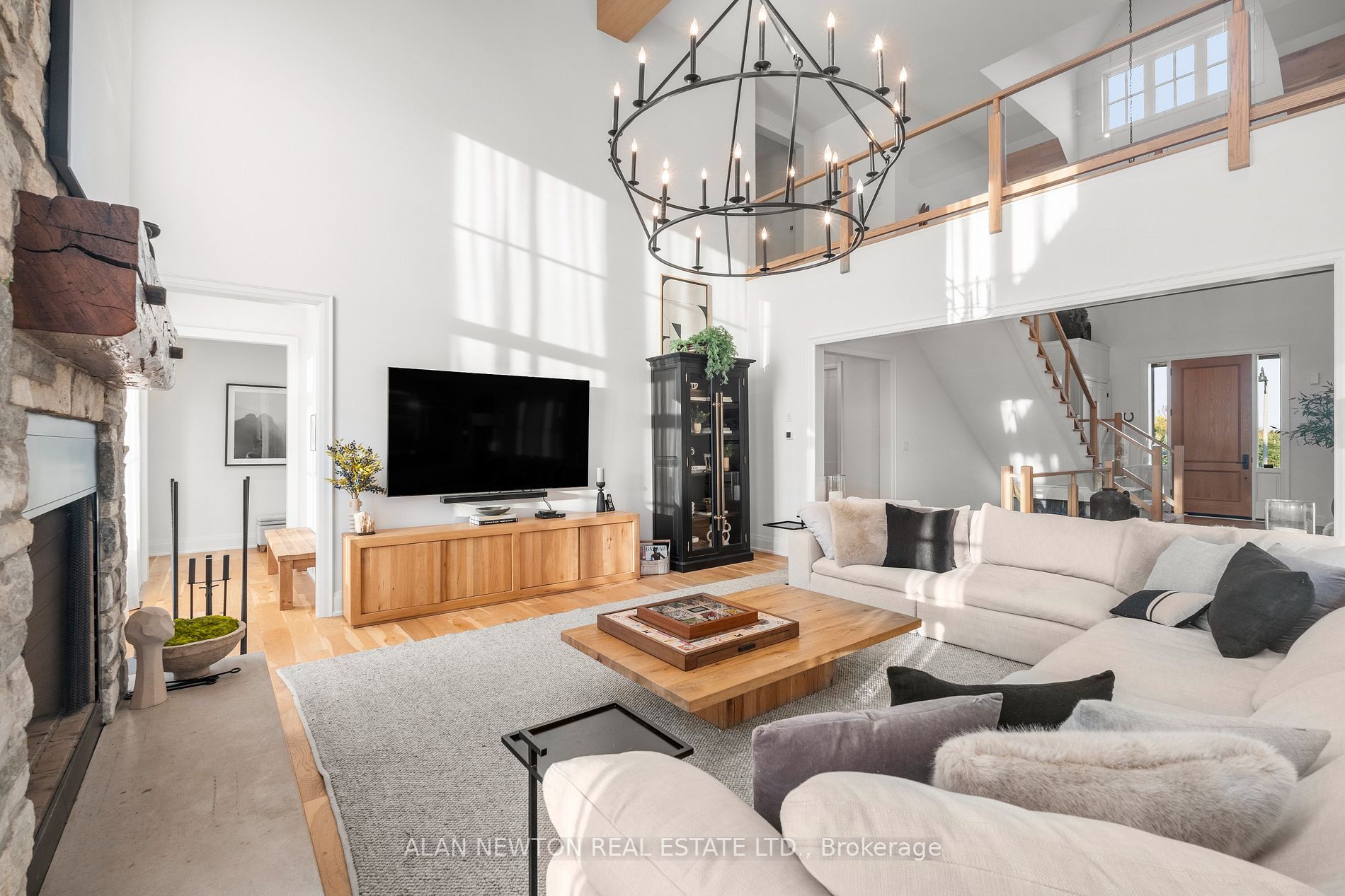 3 Windrose Valley Blvd