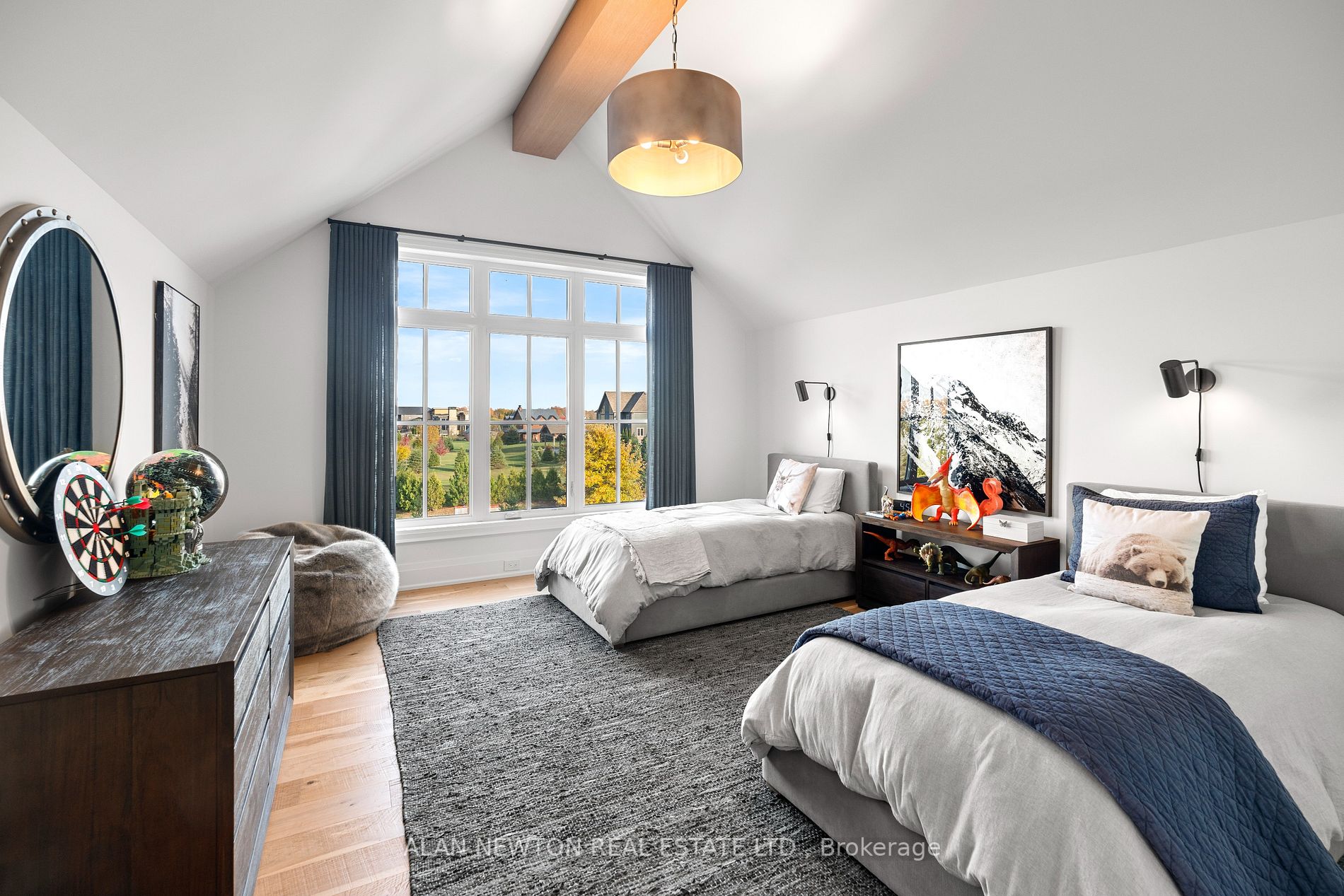 3 Windrose Valley Blvd