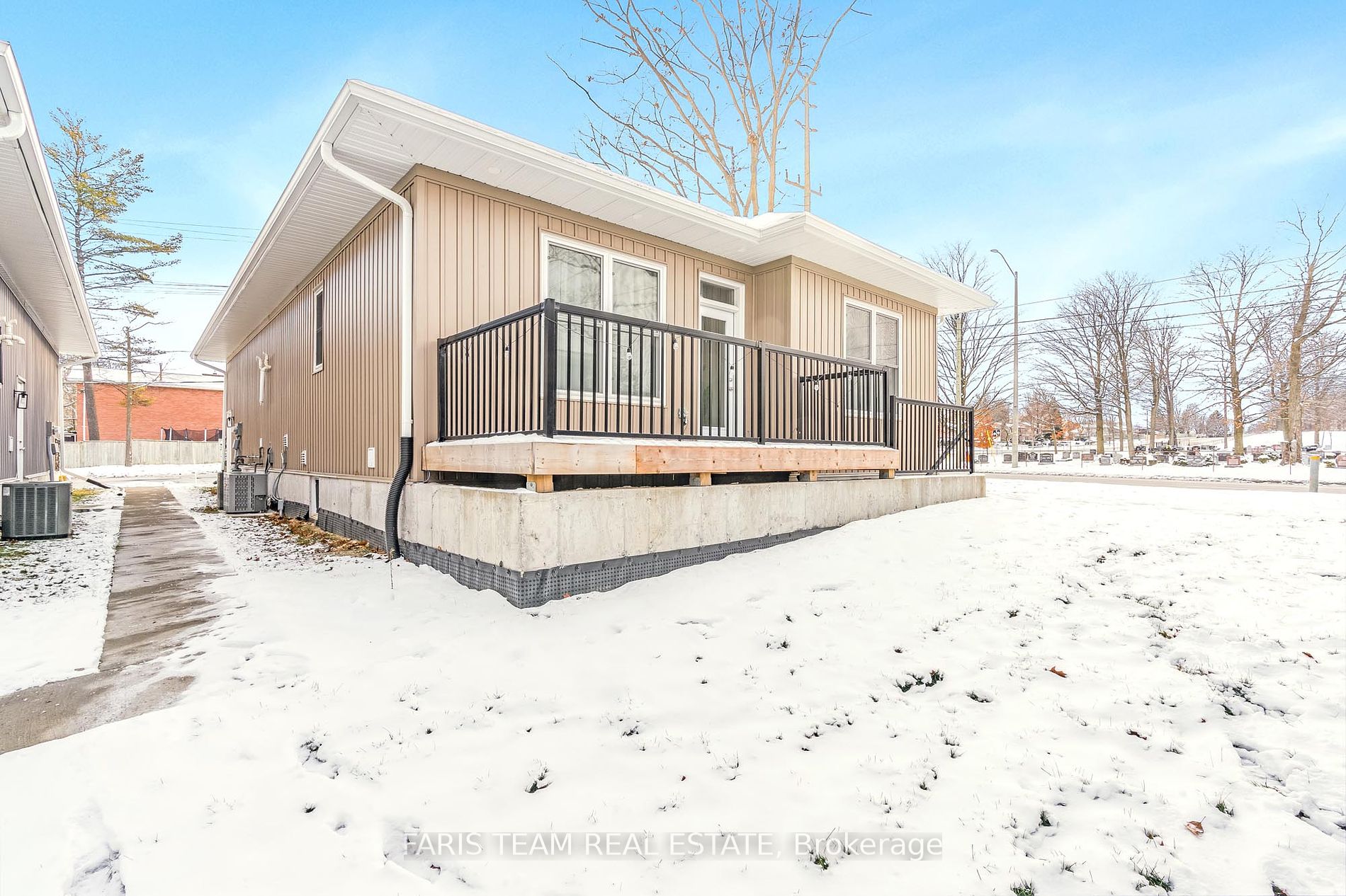 184 Cundles Rd W